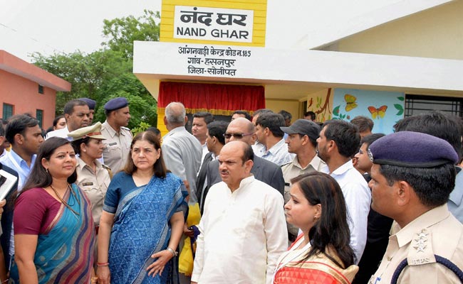 3_maneka-gandhi-anganwadi